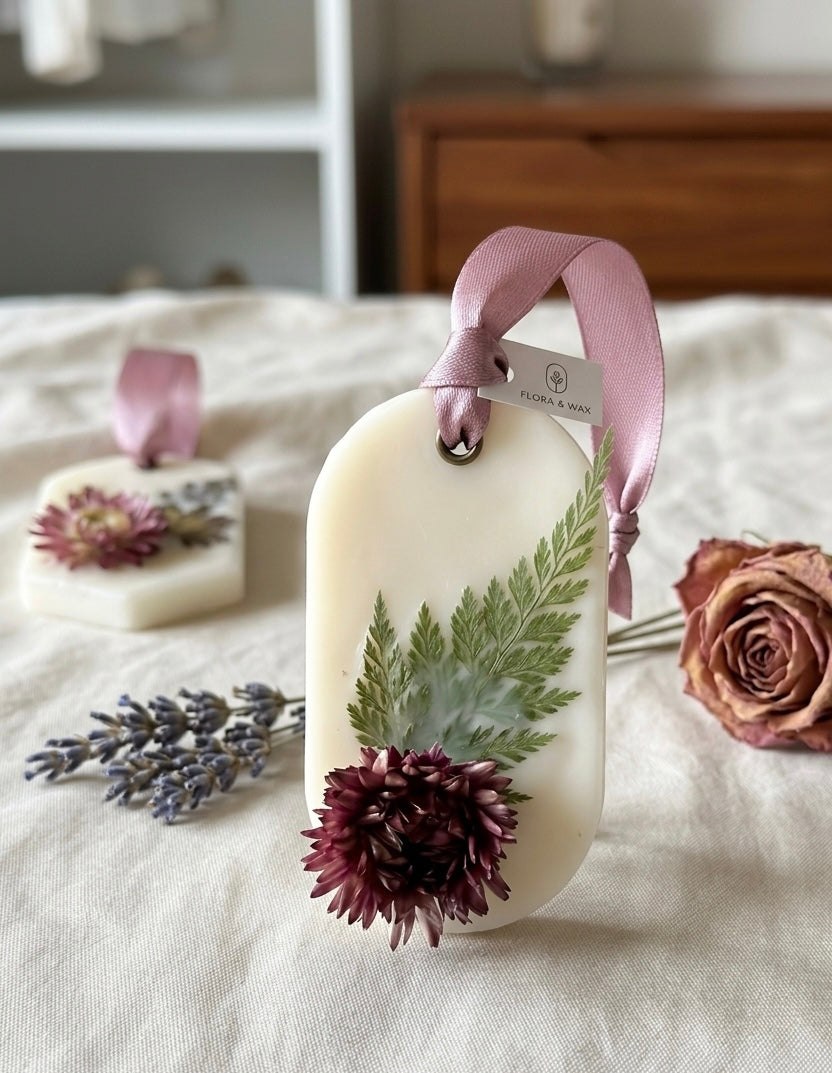 Luxury Soy Wax & Dried Botanical Wardrobe Hanger | Air Freshener