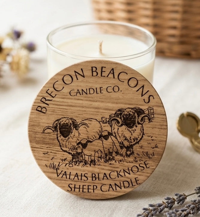Valais Blacknose | Sandalwood & Amber Candle